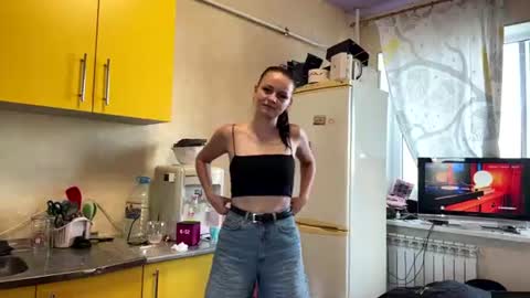 Lucie online show from August 7, 2026, 1:02 pm
