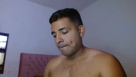 Snapshot of ccamilo_ chatting on April 20, 2026, 2:31 pm camilo online show from April 20, 2026, 2:31 pm