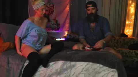 Snapshot of ccgreysweatpants chatting on March 20, 2026, 4:17 am WHAT CAN YOU GET US TO DO online show from March 20, 2026, 4:17 am