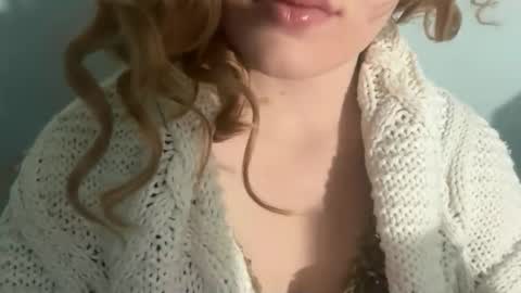 Snapshot of cclavender chatting on February 25, 2026, 10:03 am Claire online show from February 25, 2026, 10:03 am