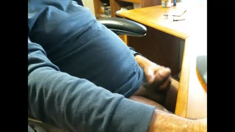 Snapshot of cczt154 chatting on May 1, 2026, 7:18 pm CCzt154 online show from May 1, 2026, 7:18 pm