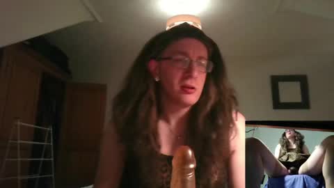 Jenny online show from March 17, 2026, 10:02 pm