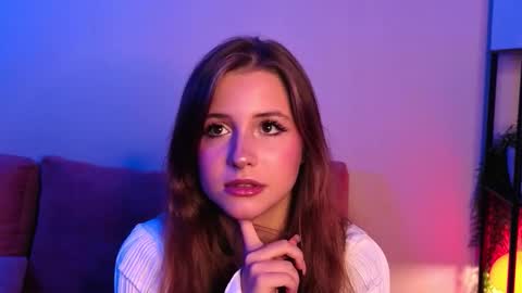 Lina  online show from October 21, 2025, 7:47 pm