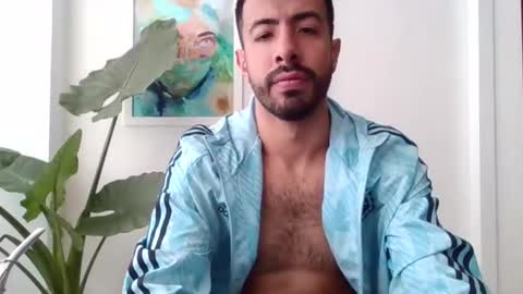 cechixtheworld online show from January 9, 2025, 1:02 pm