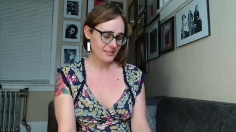 Cecily Saint Claire online show from January 28, 2025, 1:05 pm