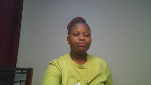 ceepretty25 online show from June 1, 2026, 12:12 am