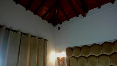 celene_rosejs online show from April 25, 2026, 11:24 am