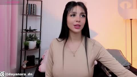 Snapshot of celeste_1220 chatting on February 11, 2025, 2:14 am Alice online show from February 11, 2025, 2:14 am