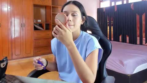 SARA  online show from December 16, 2025, 6:35 pm