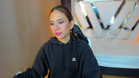 SARA  online show from March 31, 2026, 11:54 am