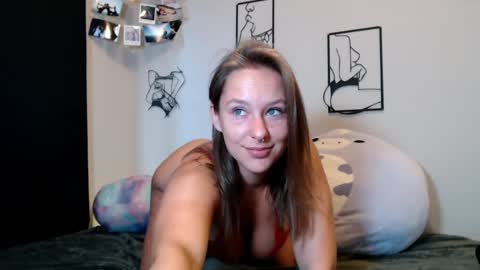 celeste_xxoo online show from October 1, 2025, 1:17 pm
