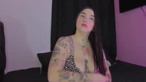 Celeste Y Pipe online show from November 28, 2025, 3:09 am