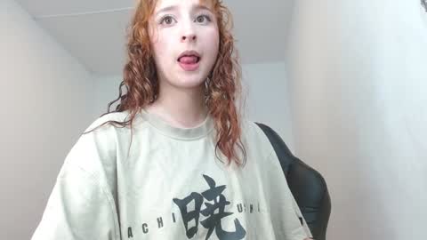 Snapshot of celesteayase chatting on January 31, 2025, 8:54 pm celesteayase online show from January 31, 2025, 8:54 pm