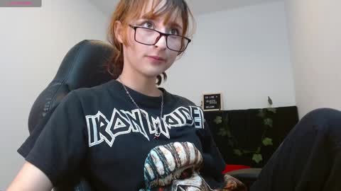 Snapshot of celesteayase chatting on February 4, 2025, 10:34 pm celesteayase online show from February 4, 2025, 10:34 pm