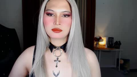 CELESTE IGYoshi Tian online show from February 3, 2025, 9:19 am