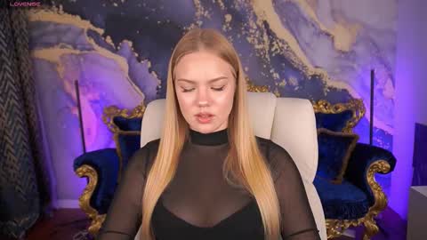 celestenoirr online show from October 30, 2025, 7:32 am