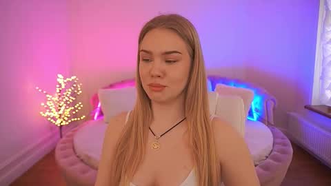 celestenoirr online show from March 2, 2026, 7:15 am