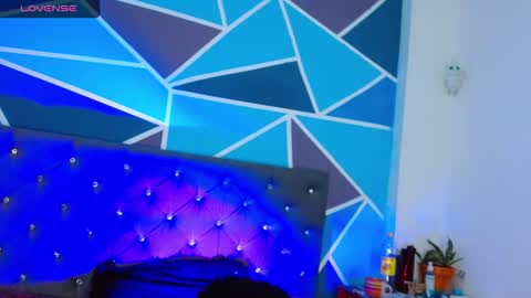 I am Valentinn online show from October 3, 2025, 4:31 am