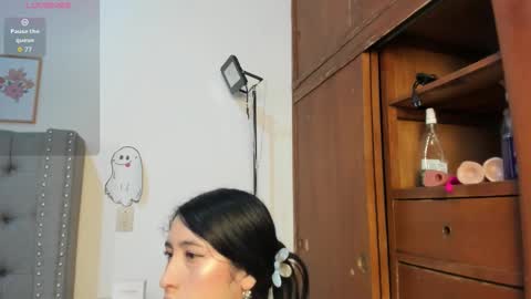 CelestheJones online show from November 29, 2025, 6:33 pm