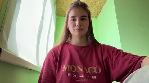 Julia online show from July 18, 2026, 3:22 am