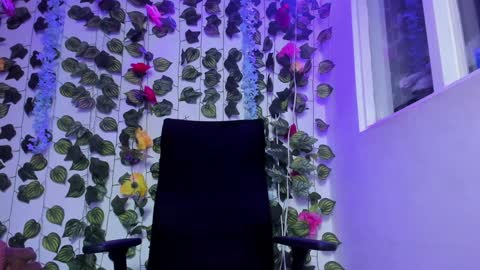 Snapshot of celestinepurple chatting on December 29, 2024, 1:24 am Celestineeeeee online show from December 29, 2024, 1:24 am