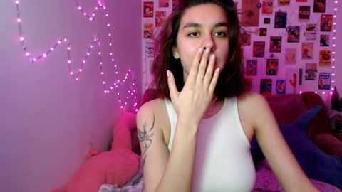 Snapshot of celine_dionn chatting on December 21, 2024, 12:38 pm  Celine  online show from December 21, 2024, 12:38 pm