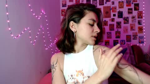 Snapshot of celine_dionn chatting on January 23, 2025, 10:32 am  Celine  online show from January 23, 2025, 10:32 am