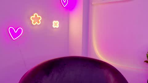  Celine  online show from April 4, 2026, 4:22 am