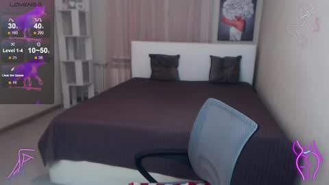 Celine online show from February 10, 2025, 1:22 pm