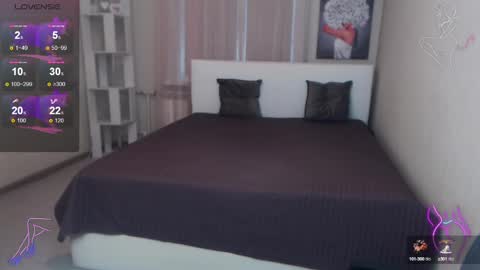 Celine online show from February 11, 2025, 4:55 am