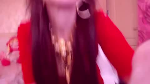 Cerise online show from February 17, 2025, 1:04 am