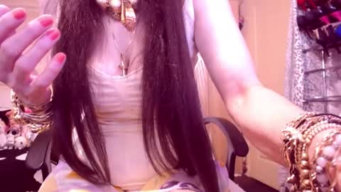 Cerise online show from September 14, 2025, 10:53 pm