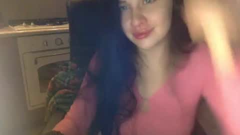 Snapshot of cerisedood82 chatting on November 7, 2025, 10:54 pm Eva online show from November 7, 2025, 10:54 pm