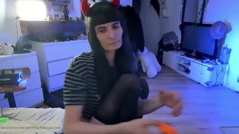 Snapshot of ceriselapine chatting on November 10, 2025, 11:04 pm CeriseLapine online show from November 10, 2025, 11:04 pm