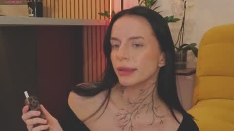 Livia online show from June 13, 2026, 12:08 am