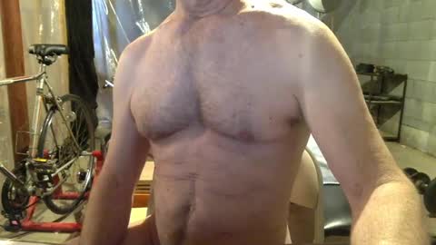 Snapshot of cfnmworkout1 chatting on January 13, 2025, 6:49 pm cfnmworkout1 online show from January 13, 2025, 6:49 pm