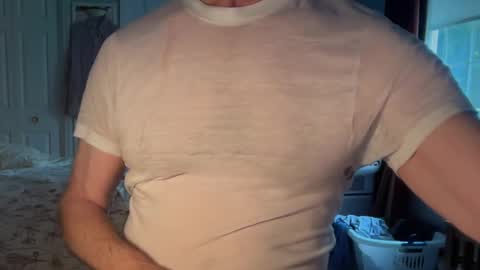 Snapshot of cfnmworkout1 chatting on September 22, 2025, 1:46 pm cfnmworkout1 online show from September 22, 2025, 1:46 pm