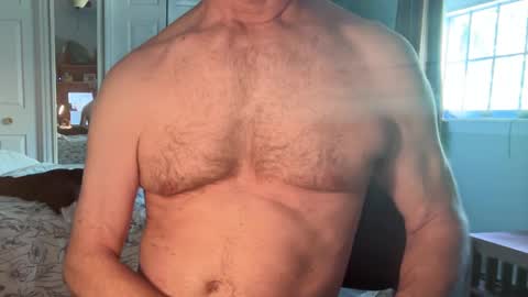 Snapshot of cfnmworkout1 chatting on October 8, 2025, 5:32 pm cfnmworkout1 online show from October 8, 2025, 5:32 pm