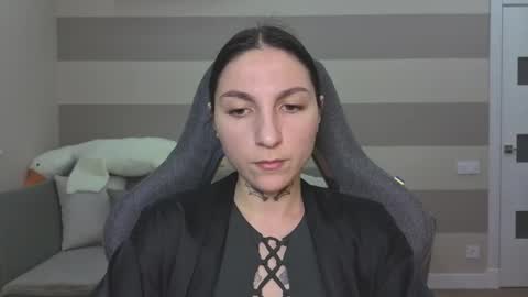 Kate online show from March 7, 2025, 11:07 am