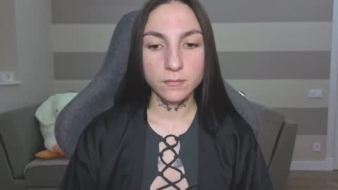 Kate online show from October 27, 2025, 9:02 am