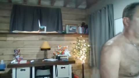 chadmichaell online show from May 8, 2026, 12:32 pm