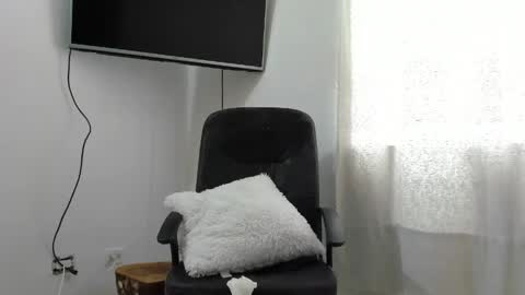 Kenji online show from May 4, 2026, 12:23 pm