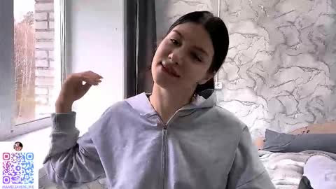 Snapshot of chanel_no_5 chatting on October 4, 2025, 6:55 am Amelia online show from October 4, 2025, 6:55 am