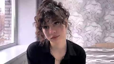 Snapshot of chanel_no_5 chatting on October 10, 2025, 6:45 am Amelia online show from October 10, 2025, 6:45 am