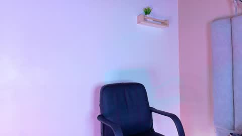 Snapshot of chaneladamss_ chatting on October 24, 2025, 3:03 am C H A N E L online show from October 24, 2025, 3:03 am