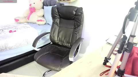  Chanel   online show from February 7, 2026, 1:20 am