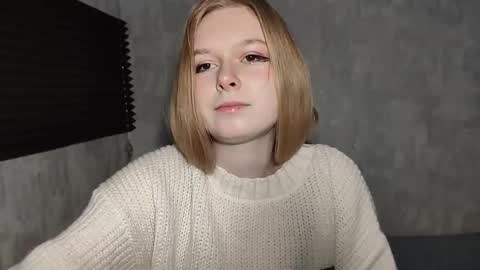 Lia online show from February 5, 2026, 6:18 am