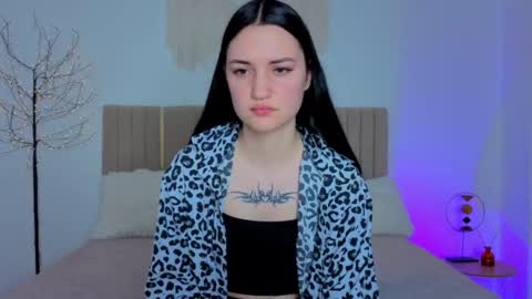 Evelina online show from May 23, 2026, 8:07 am