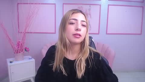 Snapshot of channel_blonde_a chatting on December 1, 2024, 4:51 pm channel_blonde_a online show from December 1, 2024, 4:51 pm