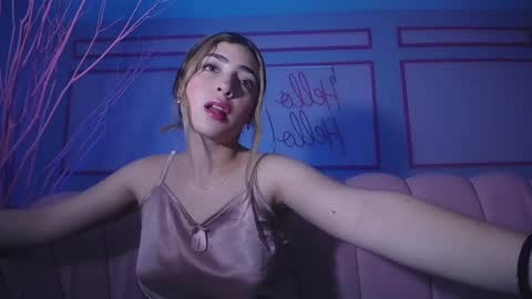 Snapshot of channel_blonde_a chatting on December 4, 2024, 11:02 pm channel_blonde_a online show from December 4, 2024, 11:02 pm